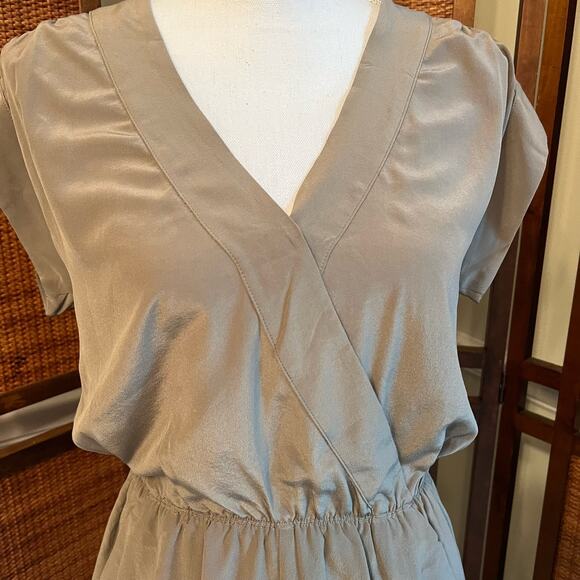 Babaton Corbett Silk Romper Olive Green POCKETS size Small - Picture 3 of 12